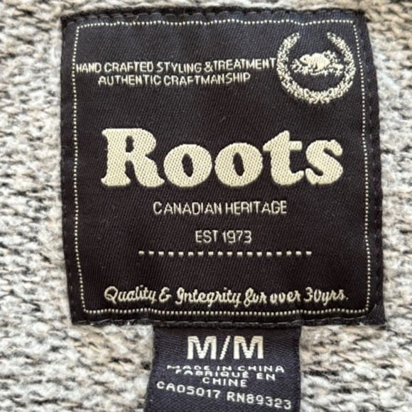 Roots black pepper full zip Mont Tremblant hoodie size M - Picture 4 of 16